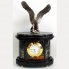 Часы настольные из яшмы Бронзовый орёл это очень красивая рисунчатая яшма